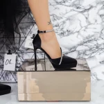 Női sarkú cipő és platform 2DC1 Fekete Mei