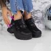 Női sportcipő platformmal 2SZ1 Fekete Mei