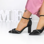 Vastag sarkú cipő 3XKK18 Fekete » MeiMall.hu