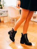 Efina fekete női bakancs