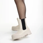 Belisa bézs és fekete női csizma