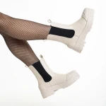 Belisa bézs és fekete női csizma