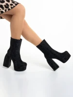 Iriana fekete női bokacsizma, textil anyagból készült