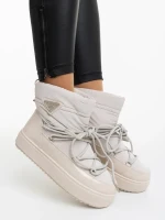 Galena bézs női csizma lakkozott ökológiai bőrből és textil anyagból
