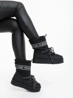 Nicova fekete női csizma ökológiai bőrből és anyagból