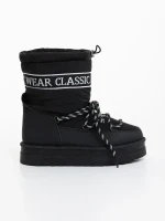 Nicova fekete női csizma ökológiai bőrből és anyagból