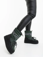 Nicova zöld női csizma ökológiai bőrből és anyagból