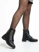 Shirley fekete női bakancs, műbőrből készült