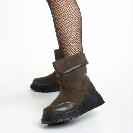 Rima zöld női csizma, műbőrből készült