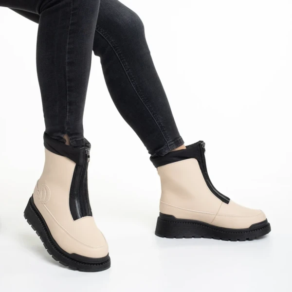 Lilith bézs női csizma, műbőrből készült