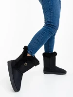 Zeltana fekete női csizma textil anyagból