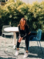 Nedelya fehér és fekete női sportcipő, műbőrből készült