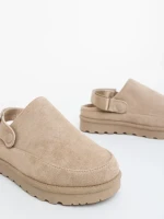Luara bézs női papucs textil anyagból