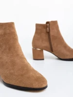 Zarina sötét bézs, női bokacsizma textil anyagból
