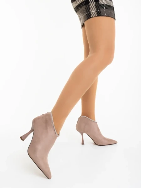 Marida bézs női bokacsizma textil anyagból