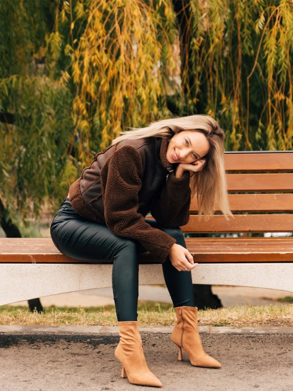 Adisia bézs női bokacsizma textil anyagból