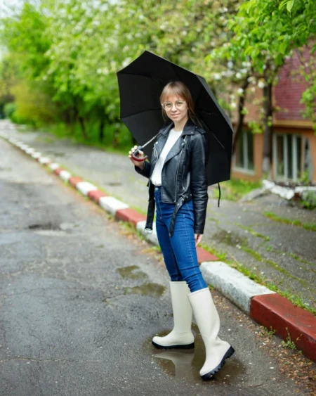 Damira bézs női csizma, gumiból készült