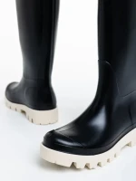 Filippa fekete és bézs női csizma, gumiból készült