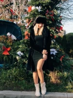 Ramata bézs női csizma, műbőrből és textil anyagból készült