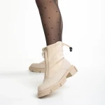 Ramata bézs női csizma, műbőrből és textil anyagból készült