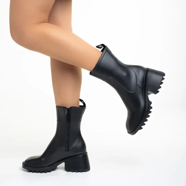 Sumeya fekete női csizma, szintetikus anyagból készült