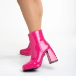 Rosalita fukszia női bokacsizma, lakkozott műbőrből készült