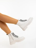 Tarsia bézs női bakancs ökológiai bőrből