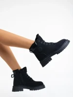 Kandi fekete, női bakancs, ökológiai bőrből