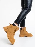 Kandi tevebarna, női bakancs, ökológiai bőrből