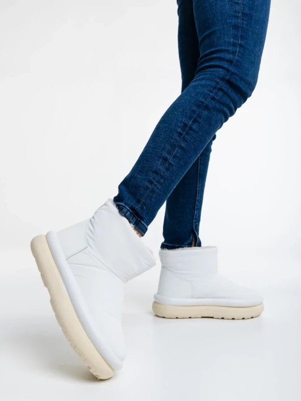 Leola fehér, női csizma, ökológiai bőrből és textil anyagból