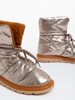 Zurine pezsgő színű, női csizma, textil anyagból