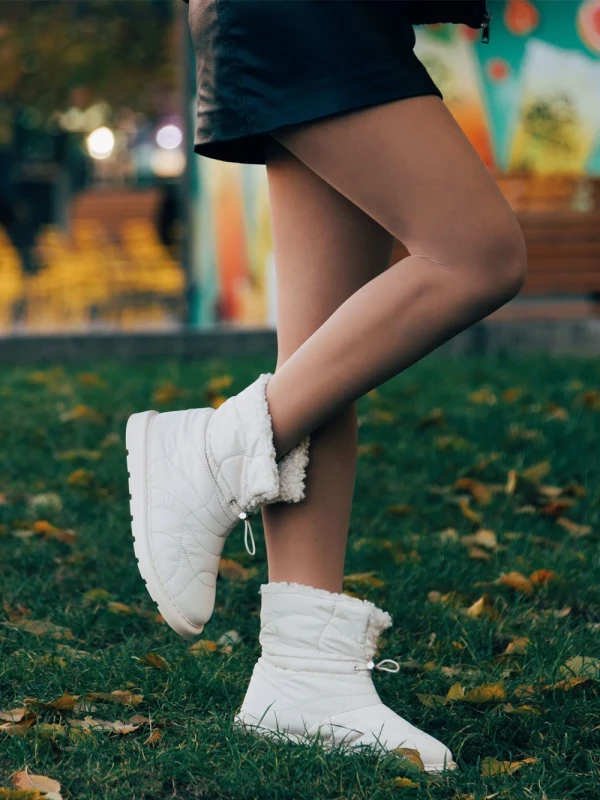 Louella világos bézs, női csizma, textil anyagból