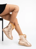 Tayte pezsgő színű , női csizma, textil anyagból