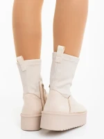 Cerena bézs női csizma textil anyagból