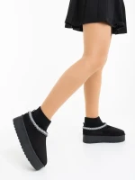 Zenona fekete női csizma textil anyagból