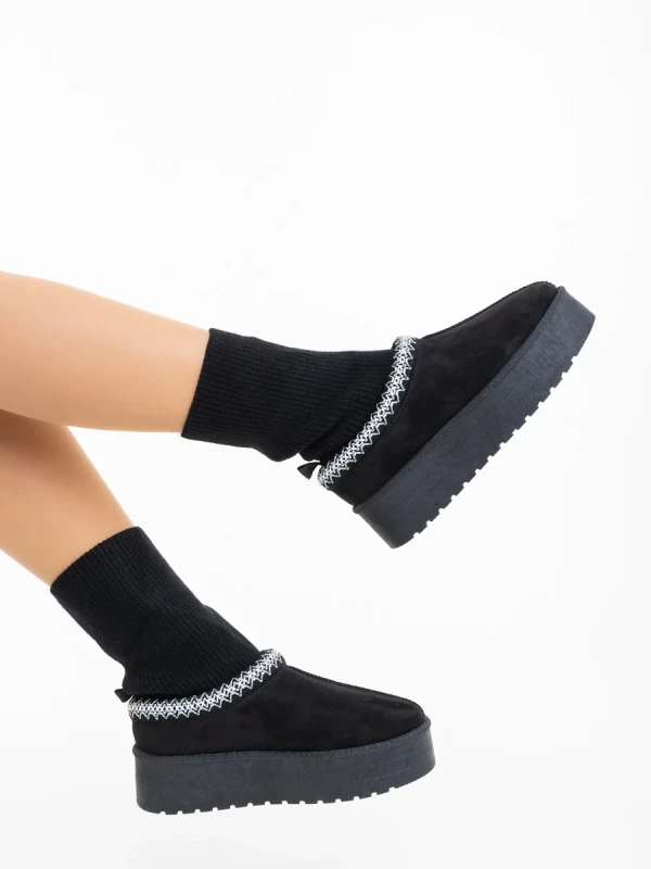 Diaza fekete női csizma textil anyagból