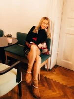 Diaza tevebarna női csizma textil anyagból