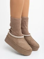 Diaza sötét bézs női csizma textil anyagból