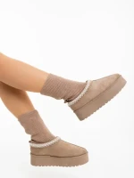Diaza sötét bézs női csizma textil anyagból