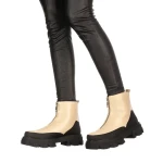 Priva bézs női csizma