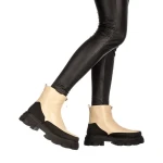 Priva bézs női csizma