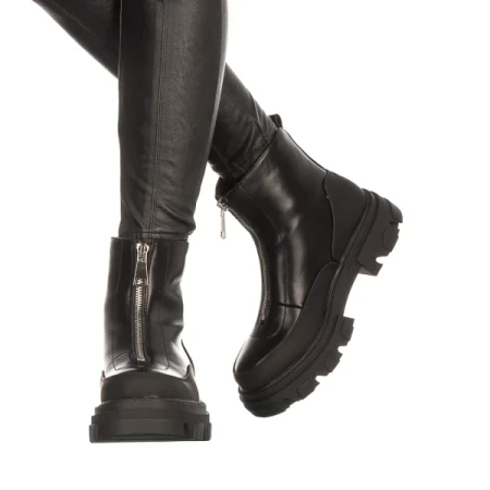 Priva fekete női csizma