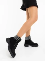 Megara fekete női bakancs textil anyagból