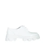 Tayla fehér alkalmi női cipő, lakkozott műbőrből készült