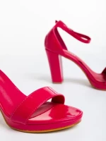 Disha fukszia, női szandál, lakkozott ökológiai bőrből