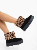 Zalinda fekete női csizma textil anyagból