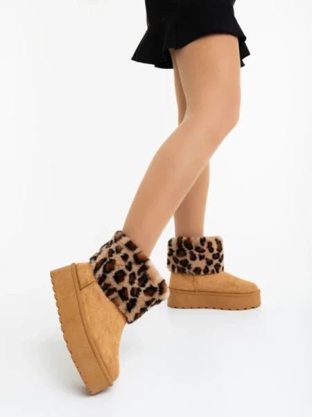 Zalinda tevebarna női csizma textil anyagból