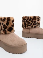 Zalinda sötét bézs női csizma textil anyagból