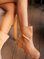 Yamari camel női csizma, műbőrből készült