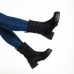 Micaela fekete női csizma, műbőrből és texttil anyagból készült